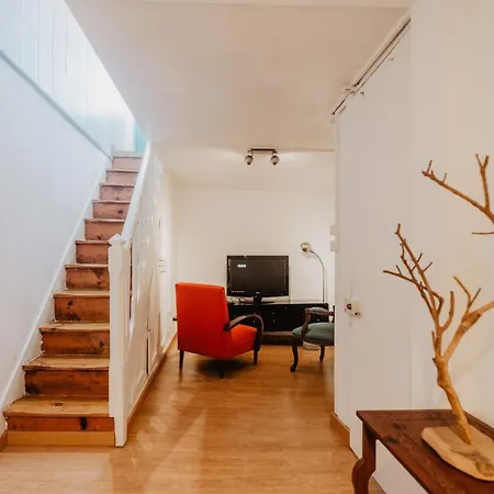 Cozy River View Apartment Lisbon